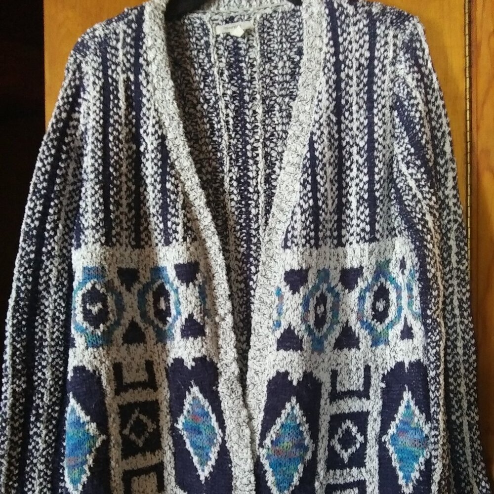 Maurices sweater